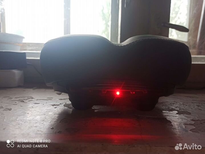 Седло для велосипеда и замок