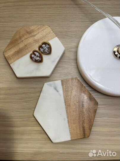 Подставка zara home hm home