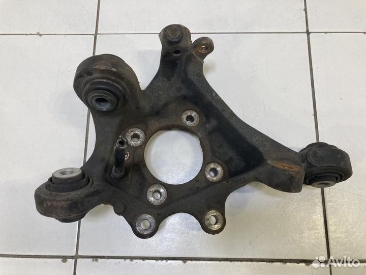 Кулак поворотный задний левый BMW X1 E84