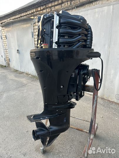 Лодочный мотор suzuki DF 90A