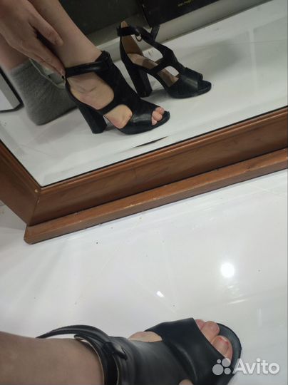 Босоножки туфли р.40
