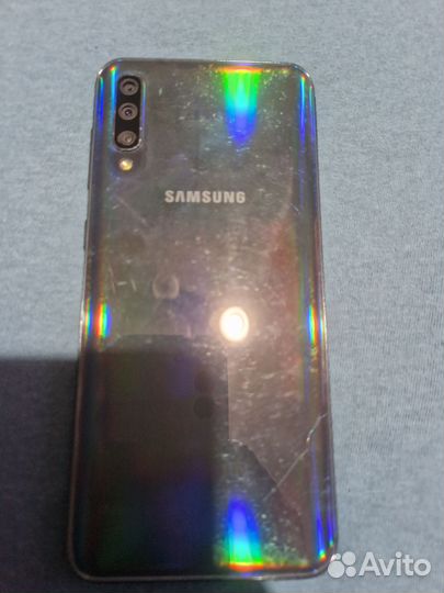 Samsung Galaxy A50, 4/64 ГБ
