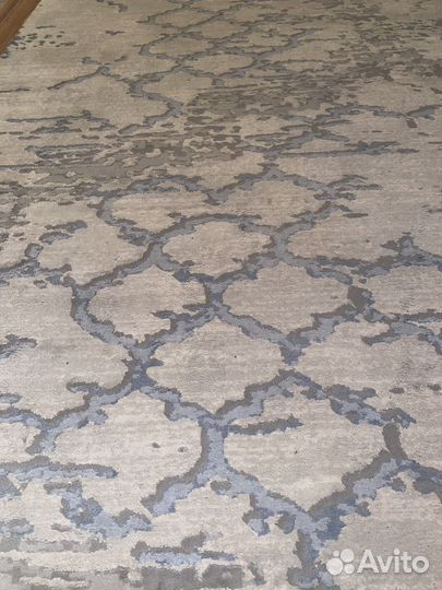 Ковер шерстяной