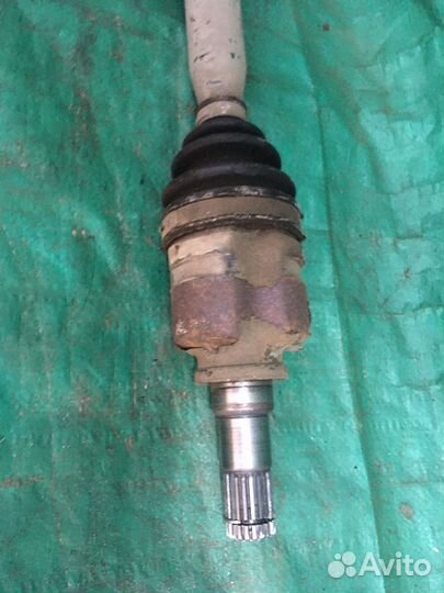 Правый привод Toyota Corolla E18 Тойота Корола