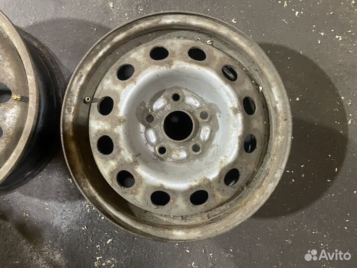 Штампованные диски r15 5x120 Seat toledo