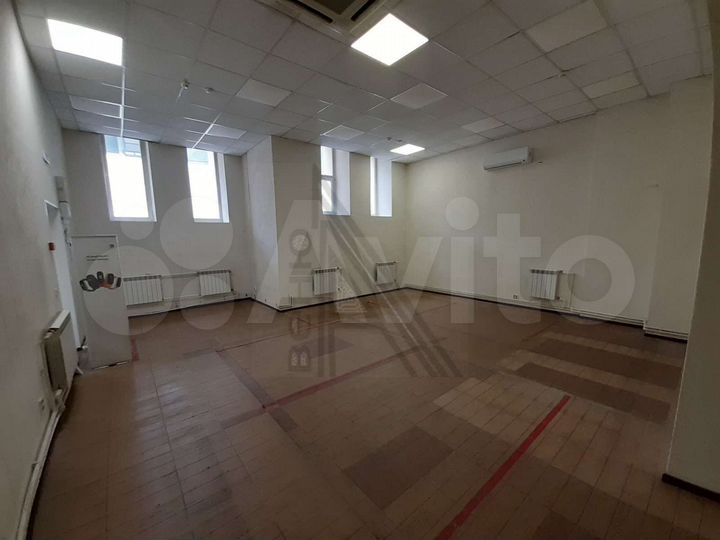 Сдам помещение свободного назначения, 212 м²