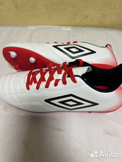 Бутсы футбольные umbro