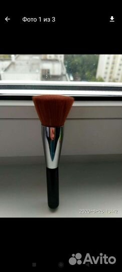 Кисть для макияжа