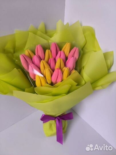 Букеты из шоколадных цветов