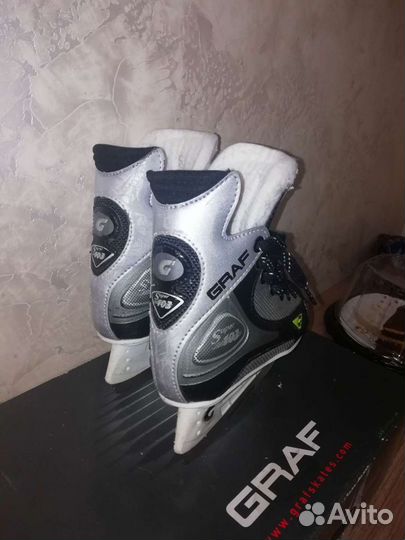 Коньки хоккейные на мальчика