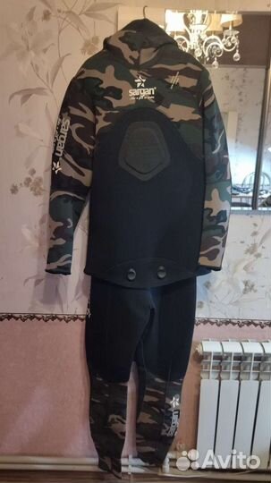 Гидрокостюм