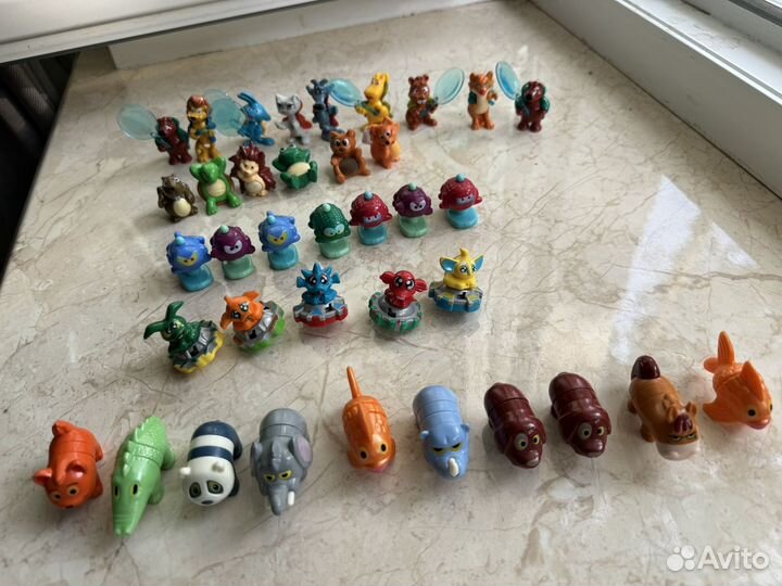 Фигурки Киндер - сюрприз сериями