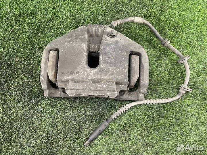 Суппорт тормозной передний правый Bmw 5Gt F07