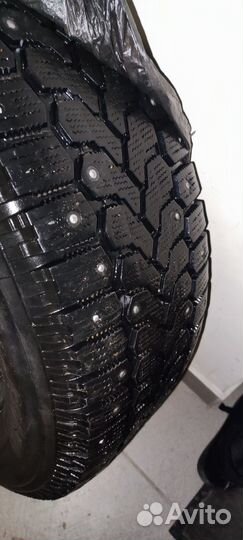 Yokohama Ice Guard IG65 215/65 R16