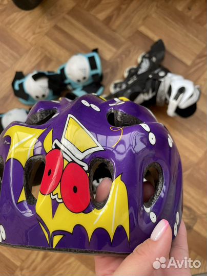 Роликовые коньки, защита, шлем