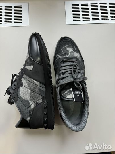 Кроссовки valentino garavani