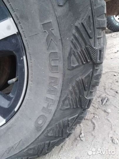 Kumho Road Venture MT51 265/75 R16
