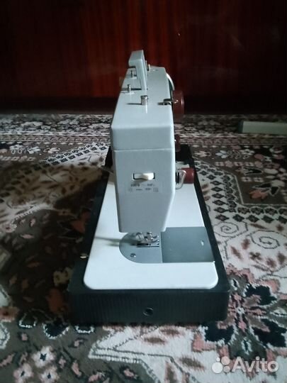 Швейная машинка чайка134а бу