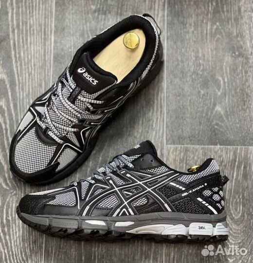 Asics Gel Kahana 8 black/white