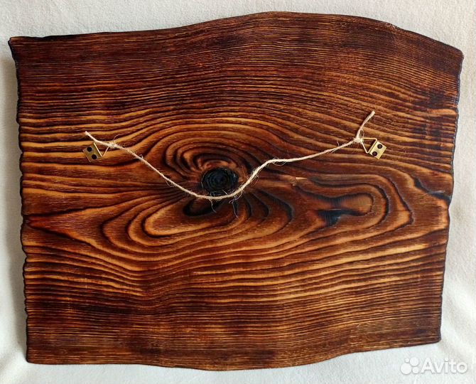 Картина на доске 