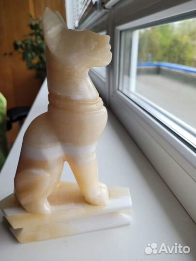 Ваза для цветов оникс