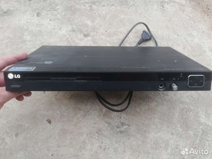 DVD плеер LG DK 765