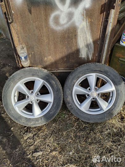 R16 Nexen N'Blue HD Plus 215/60, PCD 5x114.3 DIA 60.1