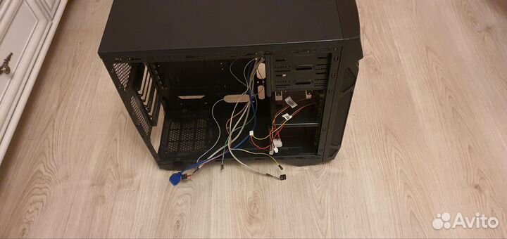 Корпус пк gmc без бок стенок но с куллером
