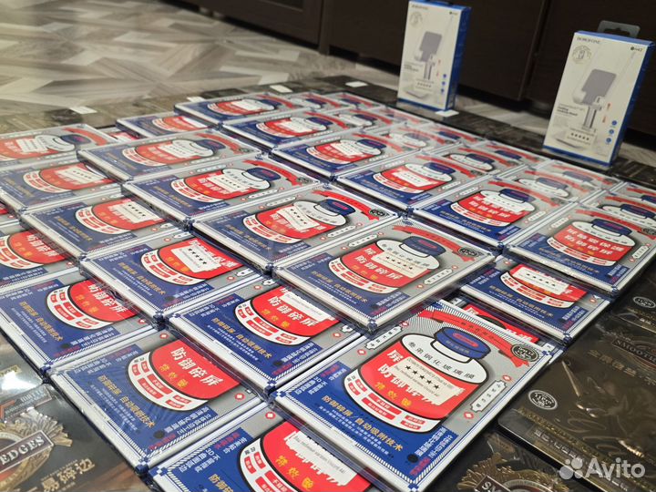 Защитные стекла Remax для iPhone