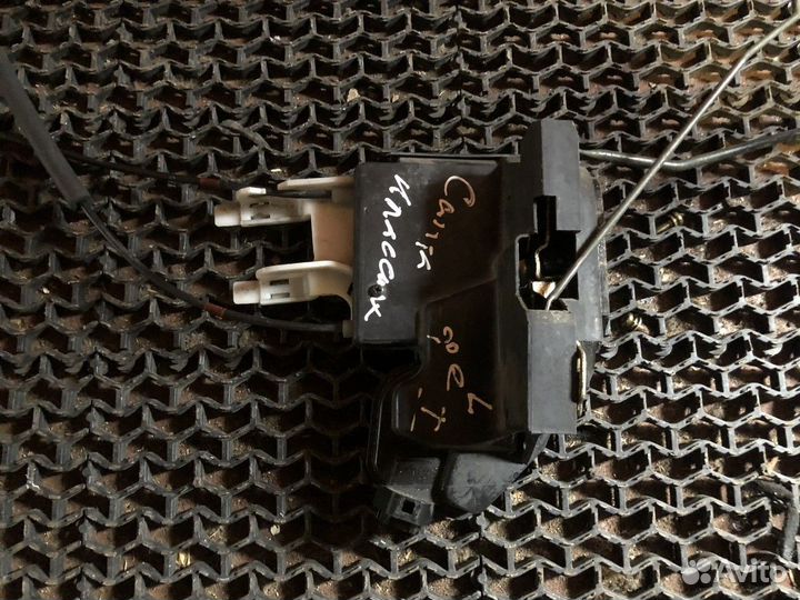 Замок передний левый Hyundai Santa Fe