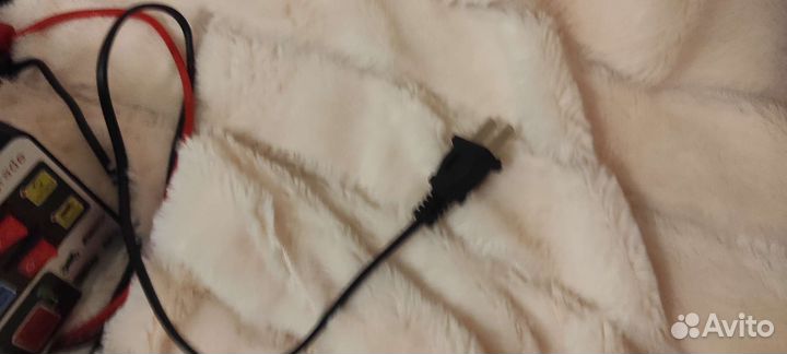 Автомобильное зарядное устройство акб