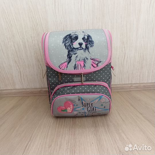 Школьный рюкзак