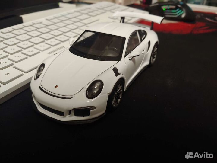 Welly 1:24 Porsche 911 GT3 RS