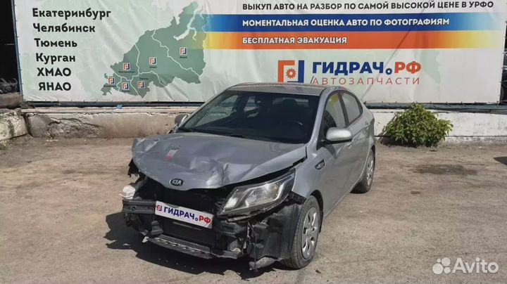 Обшивка стойки средней левой верхняя Kia Rio 3 (QB) 858304Y1008M