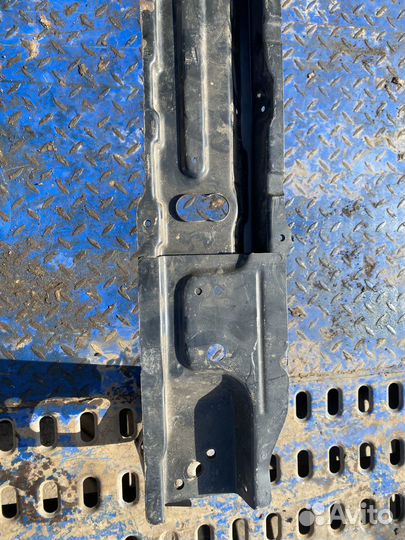 Подрадиаторная балка Hyundai Solaris