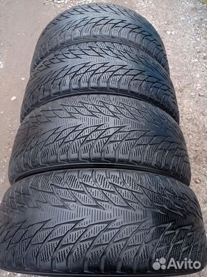 Nokian Tyres Hakkapeliitta R2 225/55 R17