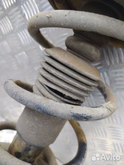 Стойка передняя в сборе передняя левая Renault