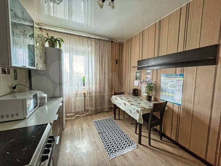 3-к. квартира, 67,9 м², 2/5 эт.