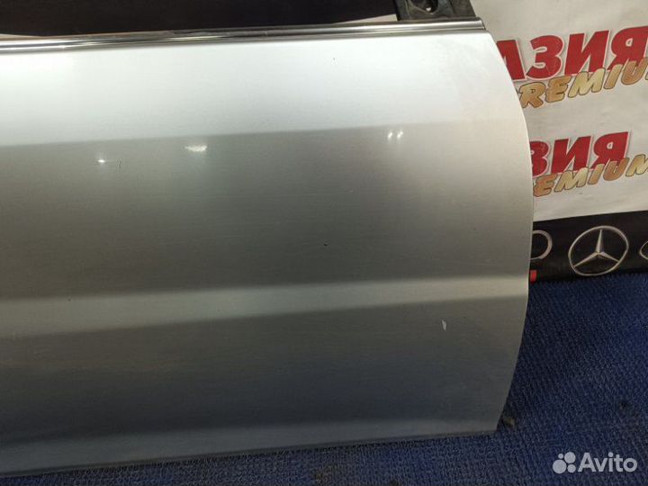 Дверь боковая передняя правая Toyota Nadia SXN10