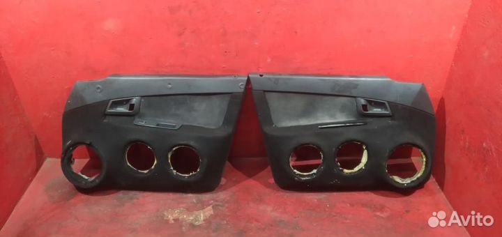 Приора обшивки передних дверей под музыку 2шт