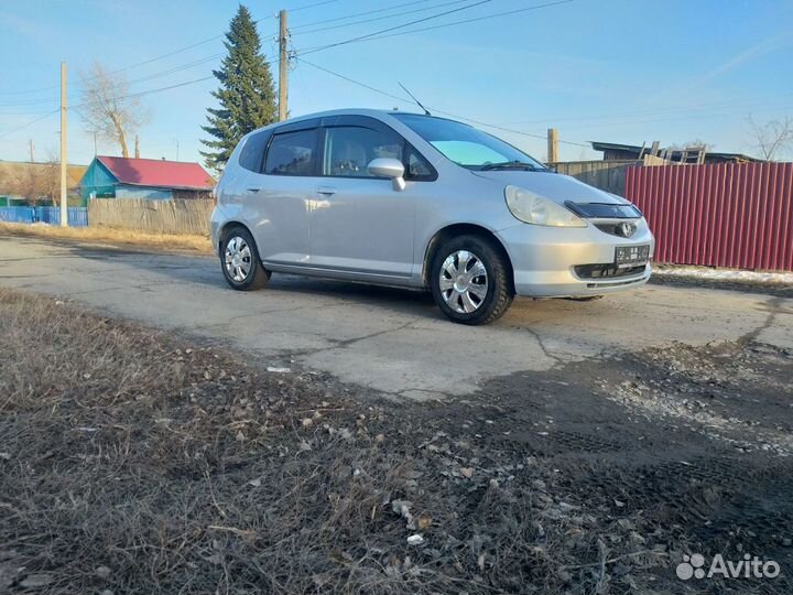 Honda Fit 1.3 CVT, 2003, 111 111 км