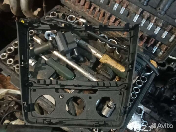 Рамка магнитолы skoda yeti