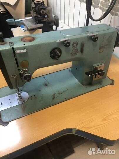 Швейная машина бу