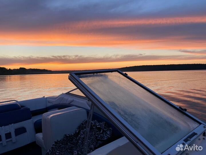 Моторное судно Bayliner Capri 1851S