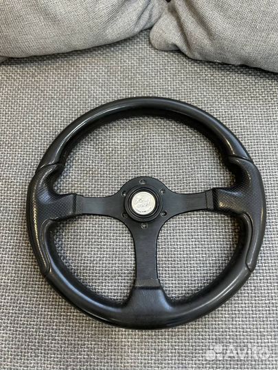 Спортивный итальянский руль