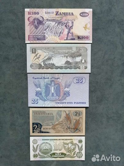 Банкноты разных стран пресс