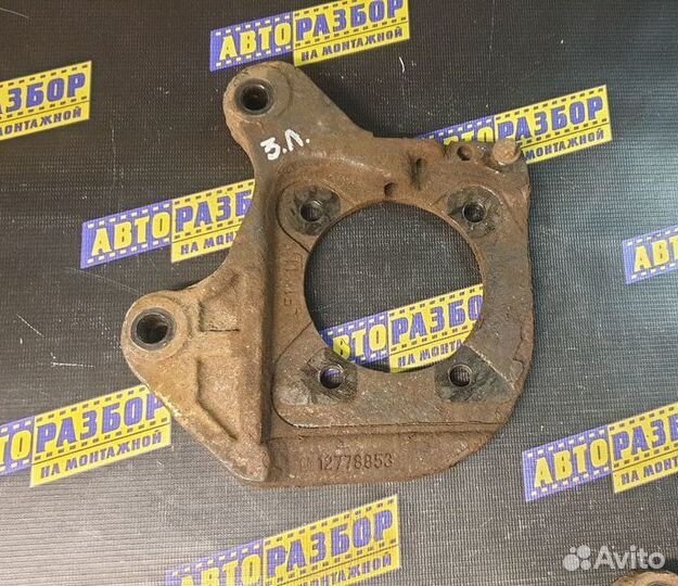 Цапфа левая Opel Astra