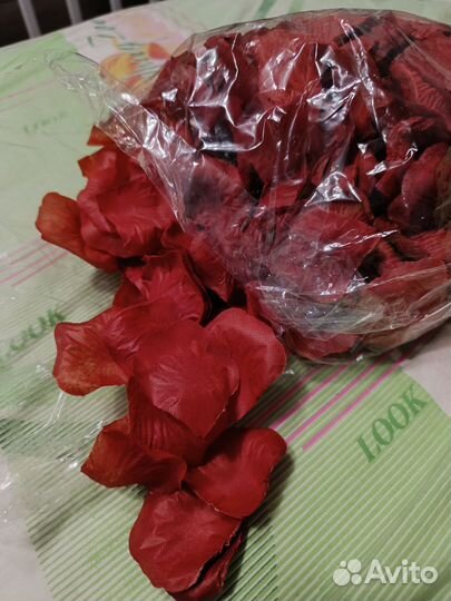 Лепестки роз искусственные