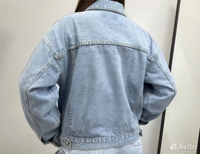 Джинсовая куртка женская