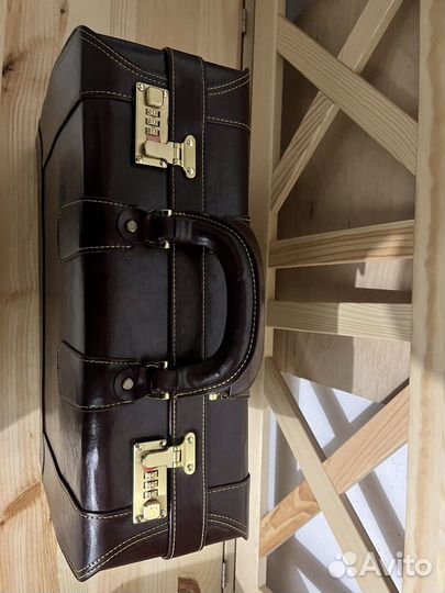 Чемодан дипломат Сенатор